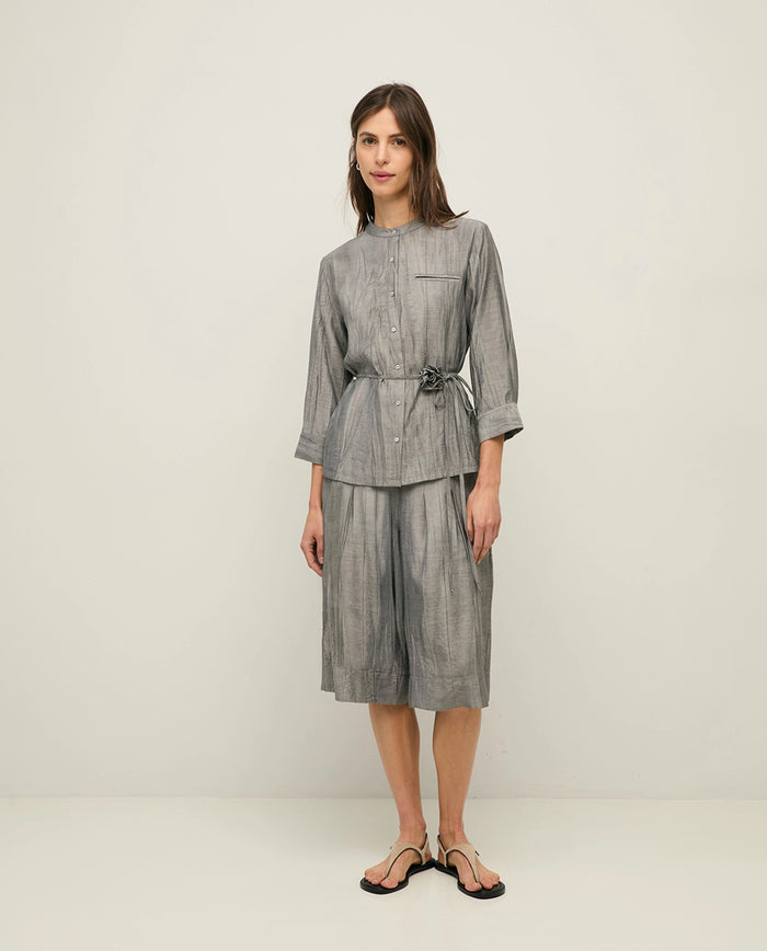 Yerse Crinkled Effect Bermuda Shorts in Grey 44858