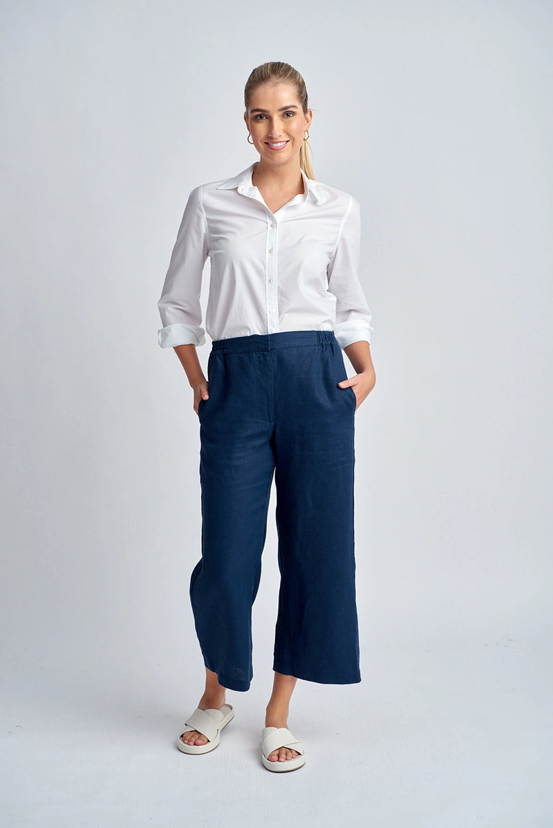 Goondiwindi Cotton Straight Leg Cropped Linen Pant Navy 5243