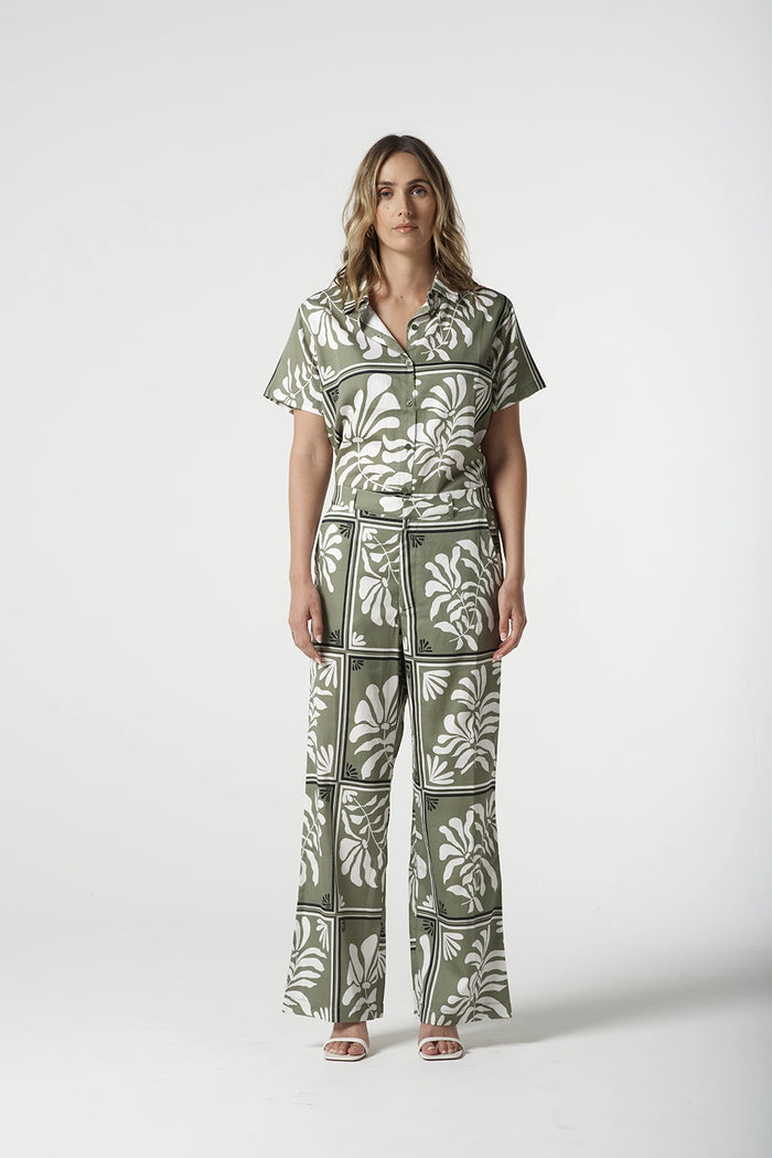 Goondiwindi Cotton Soft Ankle Pant in Sage Green Print 5283-222