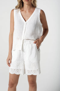 Goondiwindi Cotton Embroidered Linen Shorts in Optical White 5284
