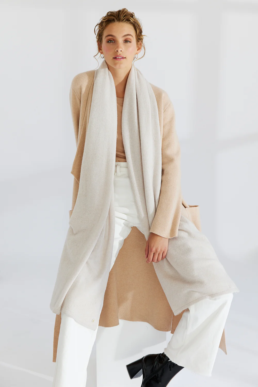 Mia Fratino Travel Wrap in Alabaster 20507-090