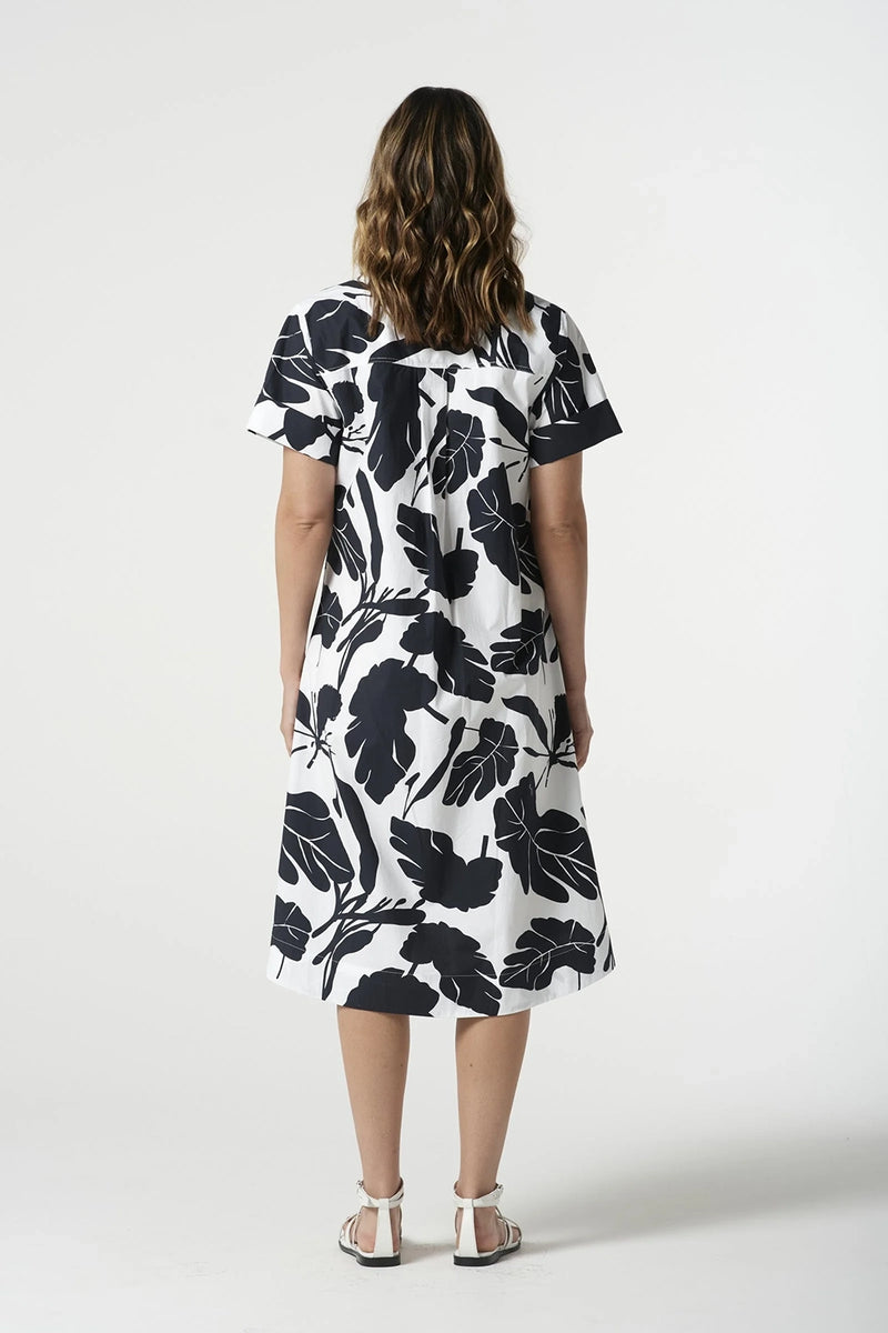 Goondiwindi Cotton Block Leaf Print Dress in Navy Leaf Print 6294-219