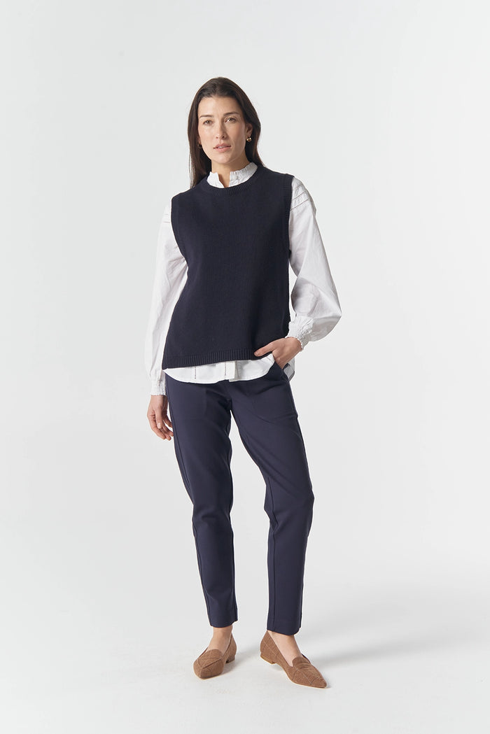 Goondiwindi Cotton Amber Merino Cotton Vest in Dark Navy 7060M