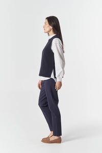 Goondiwindi Cotton Amber Merino Cotton Vest in Dark Navy 7060M