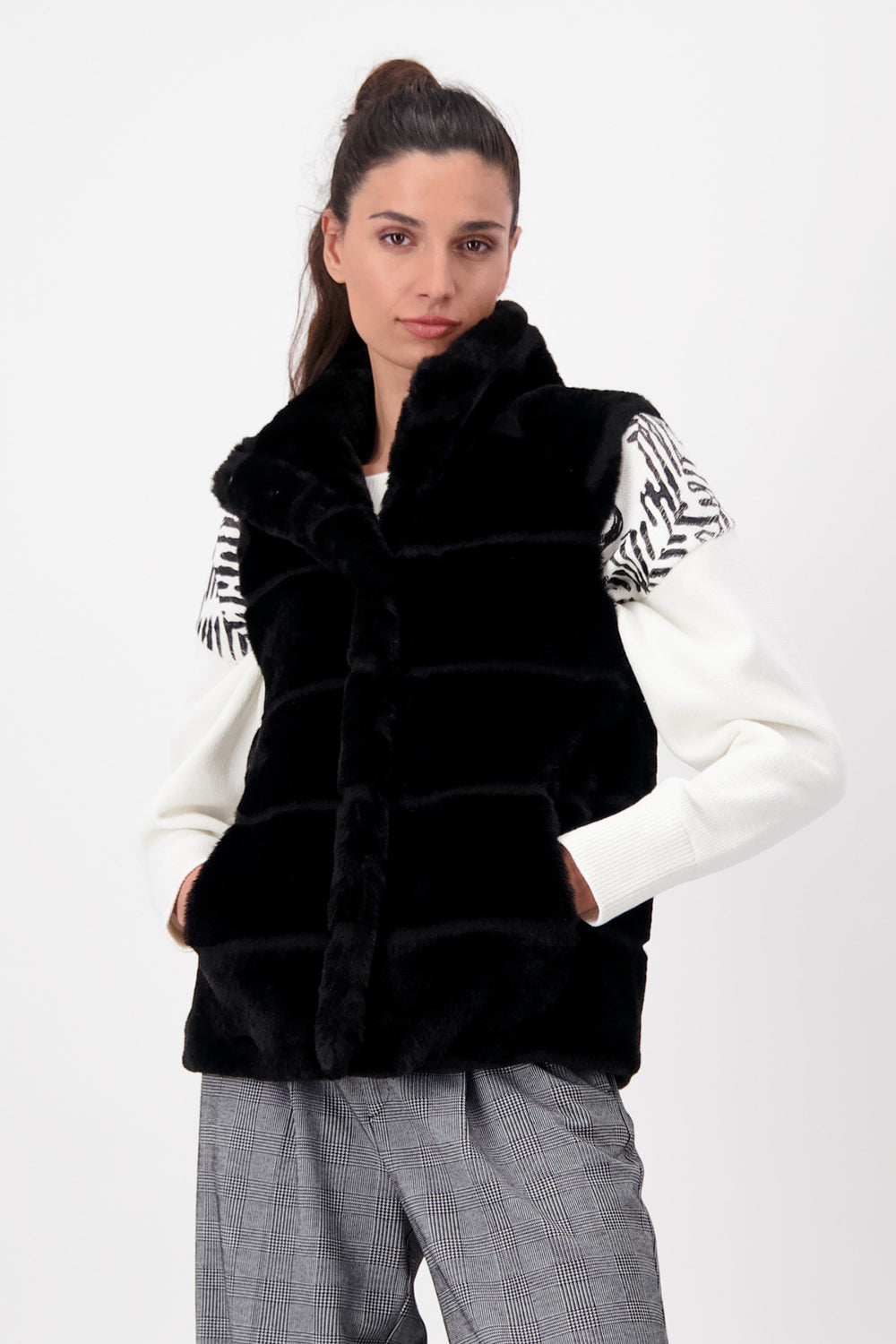 Monari Faux Fur Vest M806941