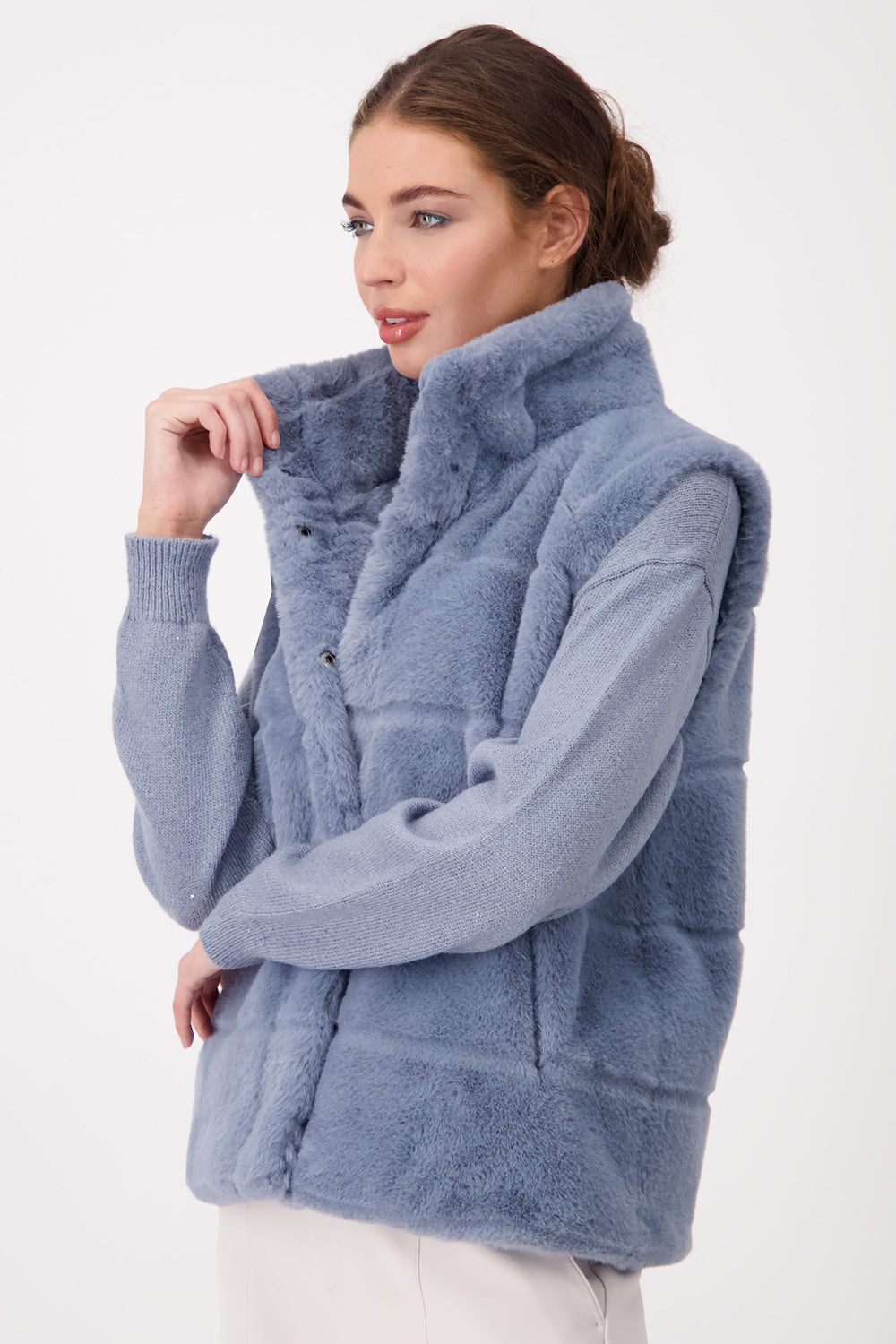 Monari Waistcoat Fake Fur 807430