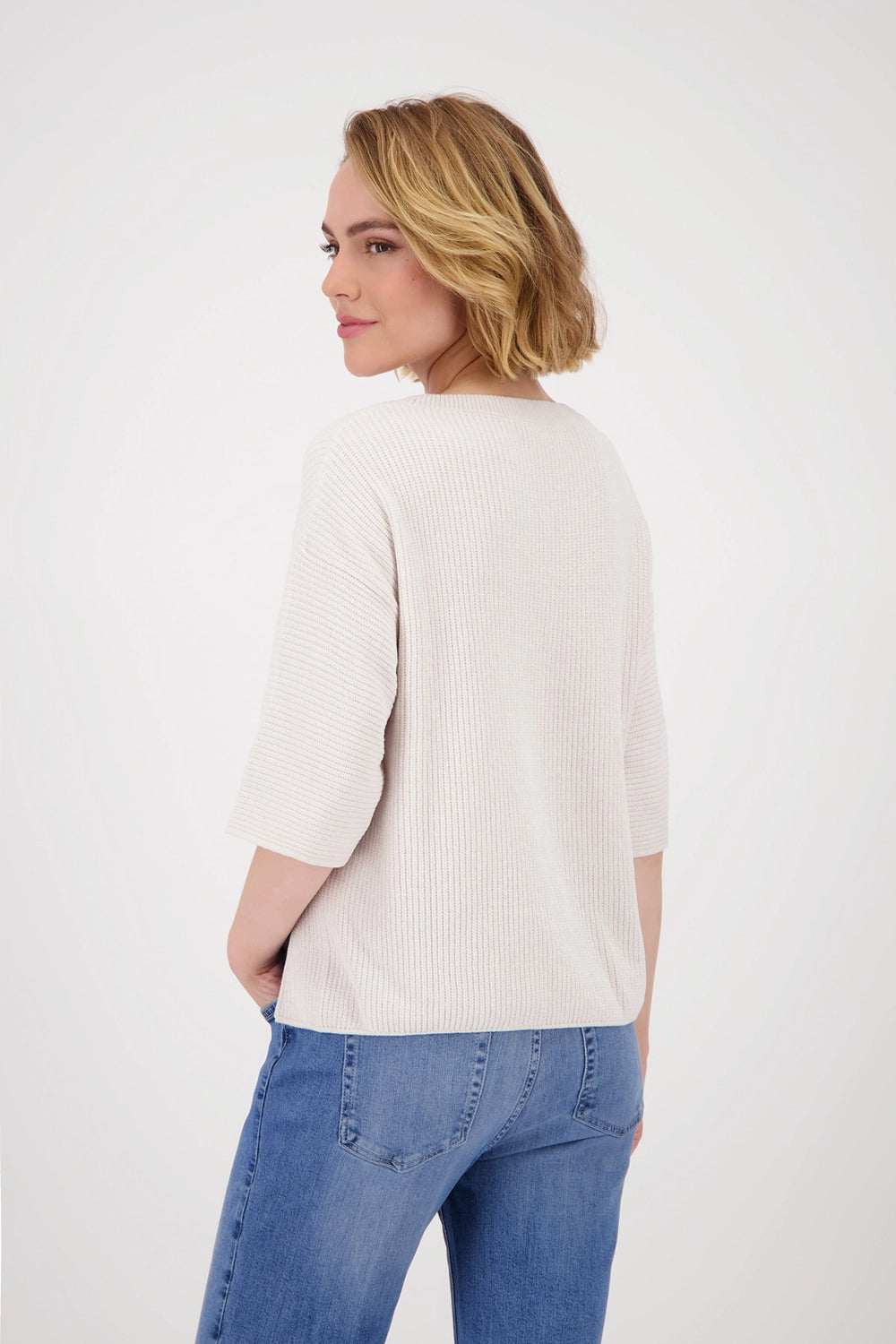 Monari Jumper with side slits in Oat Milk 809064