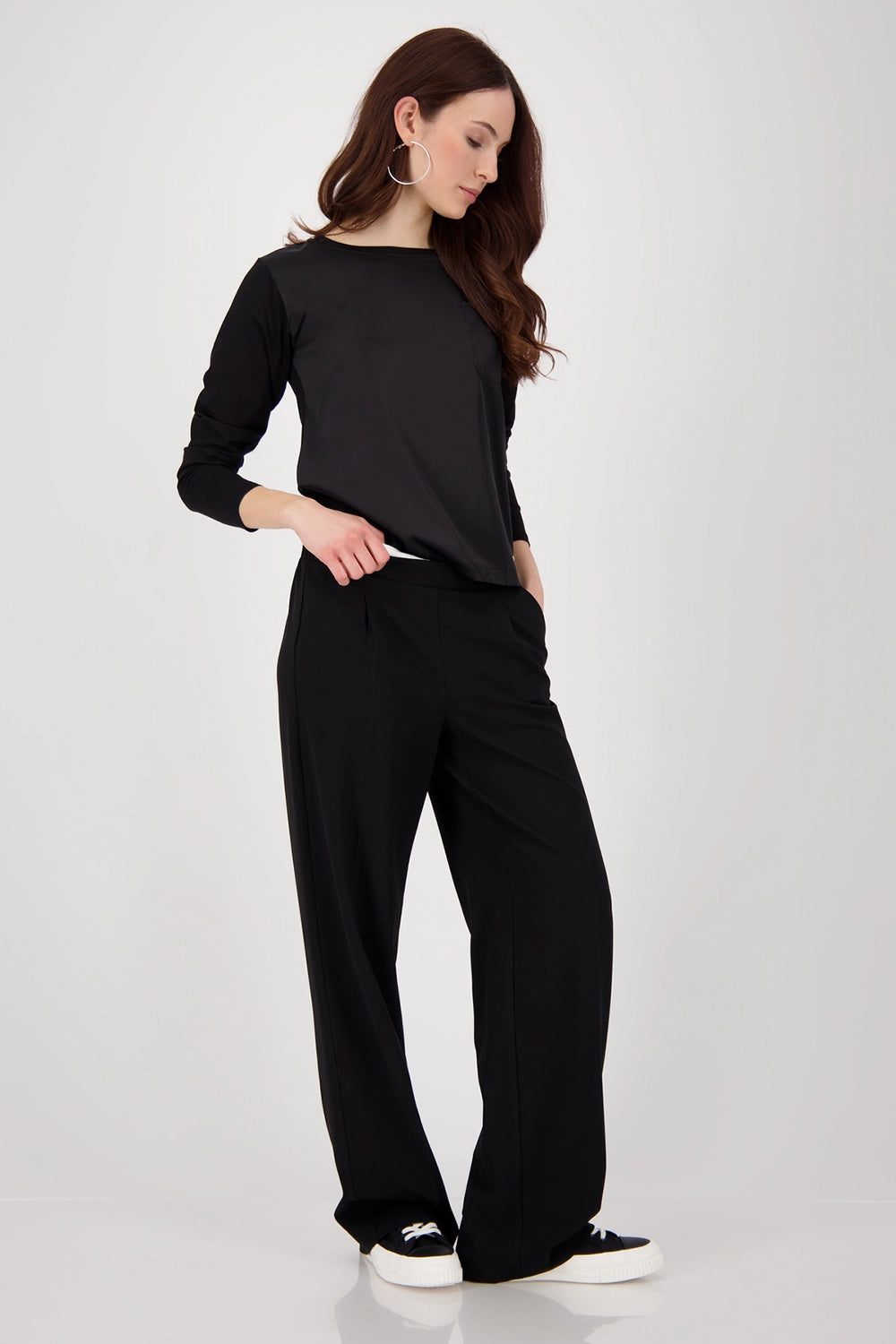 Monari Shirt-blouse with chest pocket in Black 809095