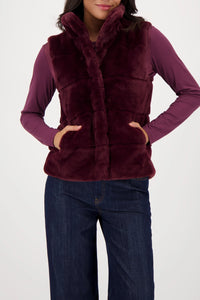 Monari  Fur waistcoat with stand-up collar in Bordeaux 809140