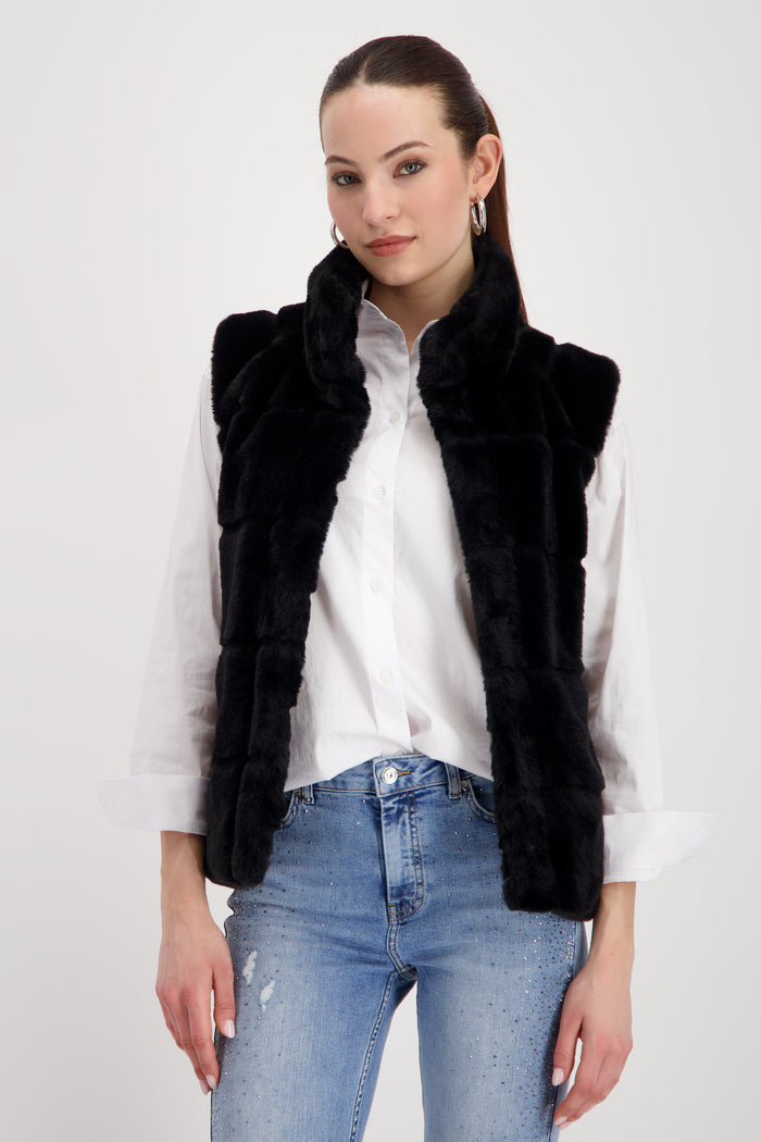 Monari Fur waistcoat with stand-up collar in Black 809140
