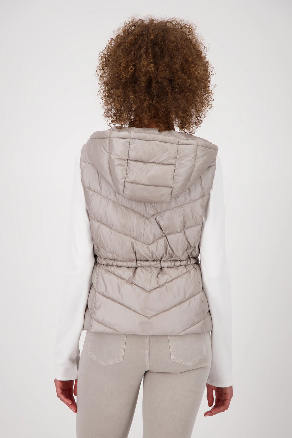 Monari Quilted waistcoat with hood in Greige 809164
