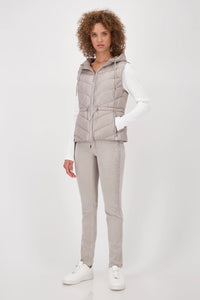 Monari Quilted waistcoat with hood in Greige 809164