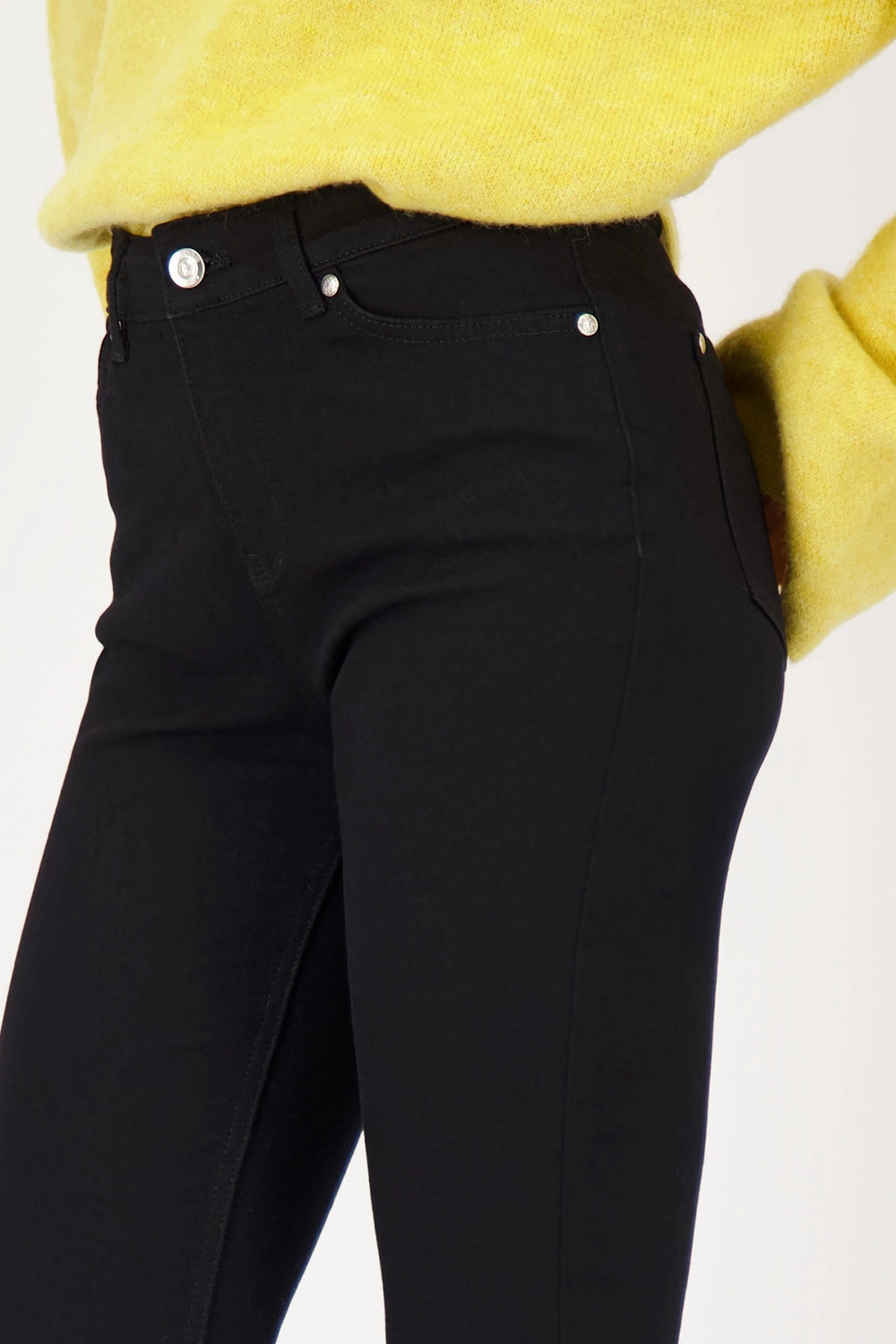 Monari Jeans With Crease in Black 809235