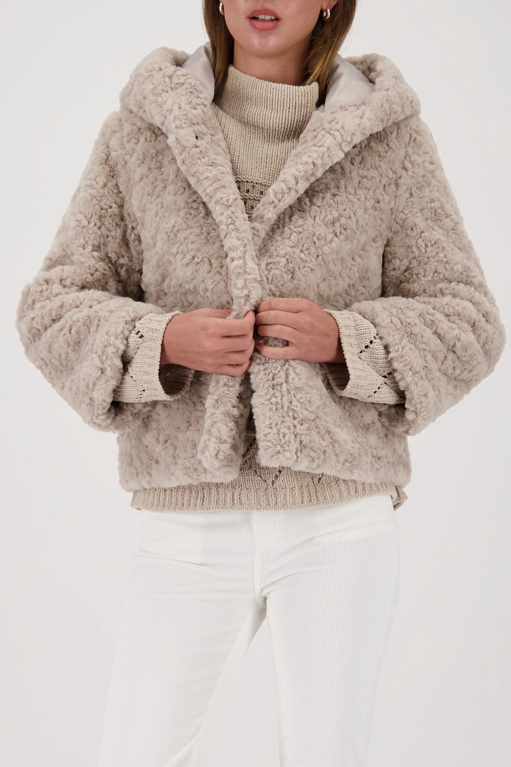 Monari Fake Fur Jacket With Hood in Lattemacchiato 809273