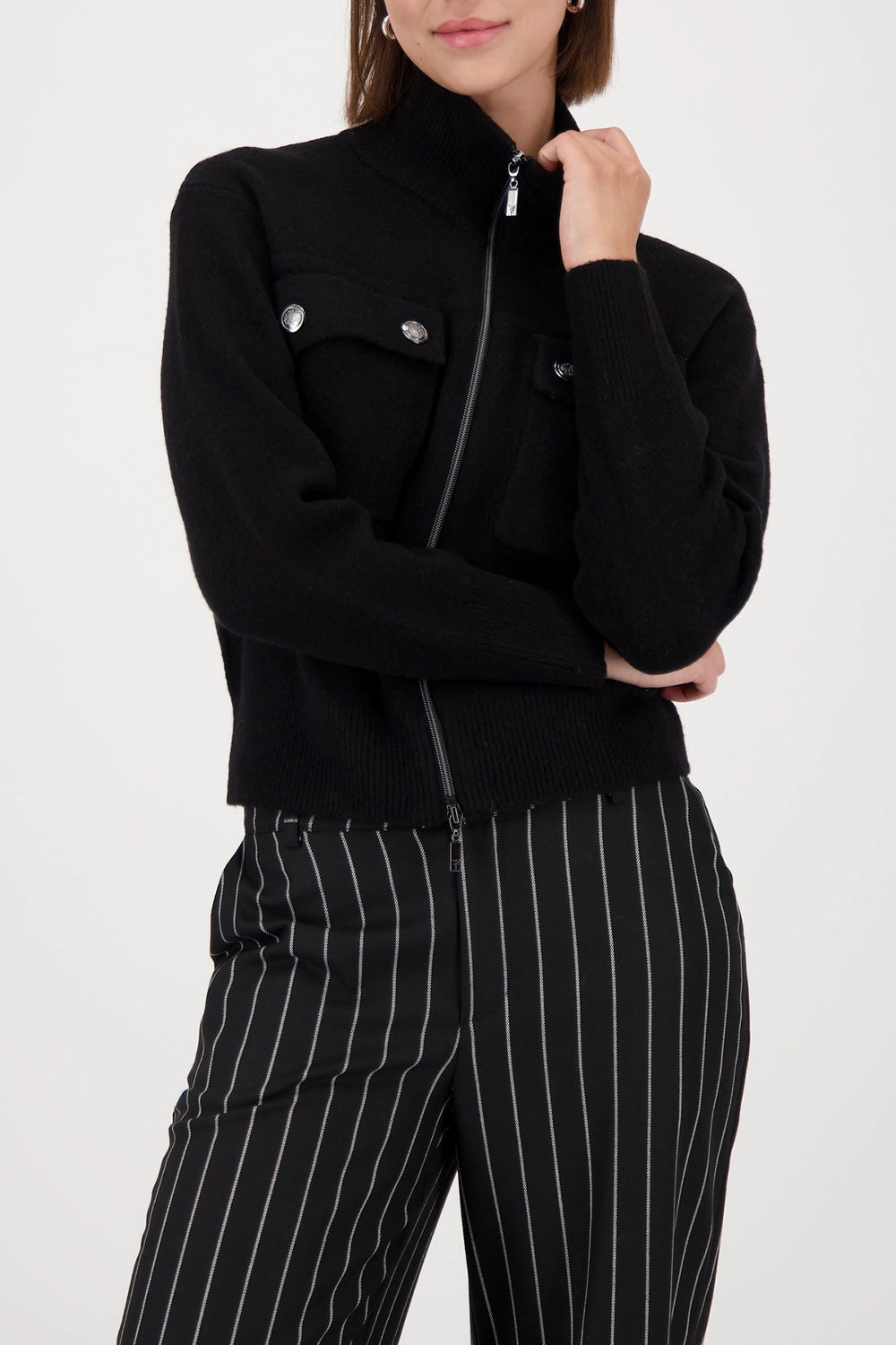 Monari Cardigan With Flap Pockets in Black 809617