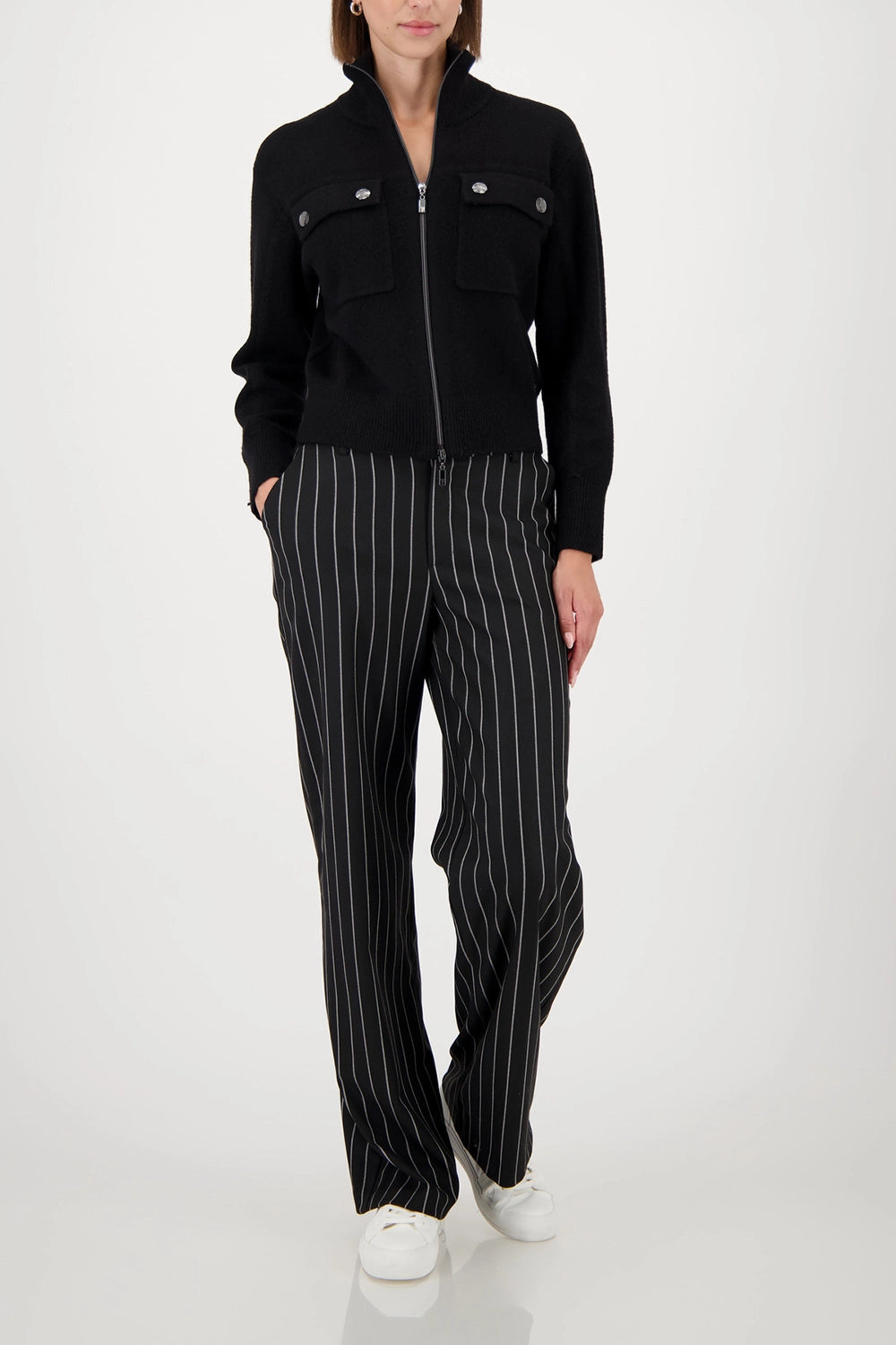 Monari Cardigan With Flap Pockets in Black 809617