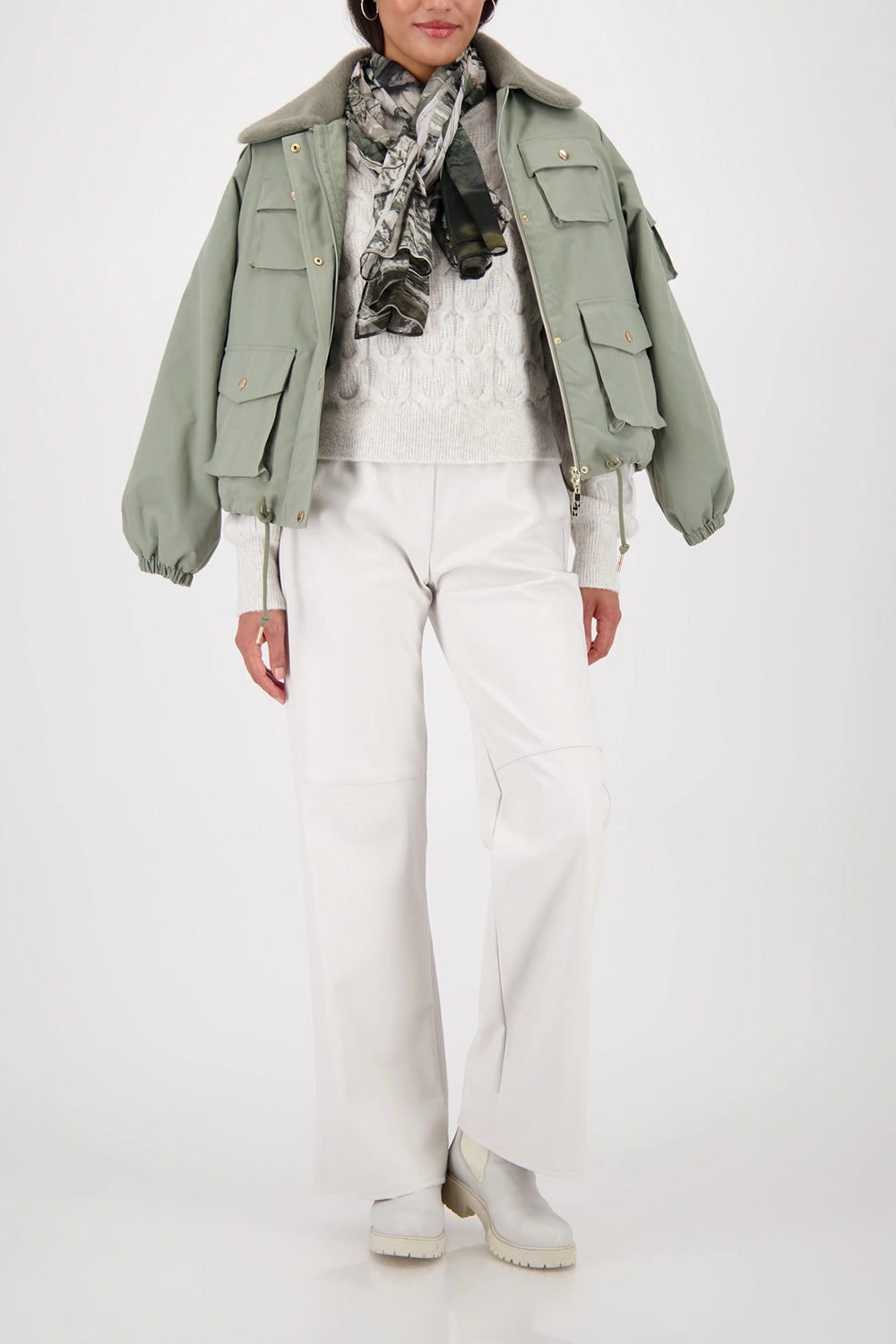 Monari Scarf With Gallery Pattern in Sage Pattern 809677