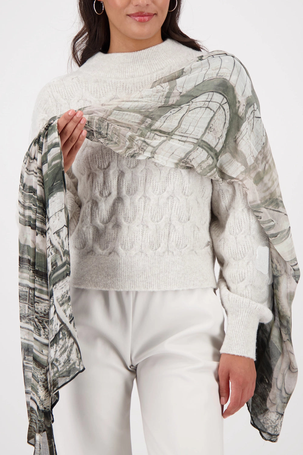 Monari Scarf With Gallery Pattern in Sage Pattern 809677