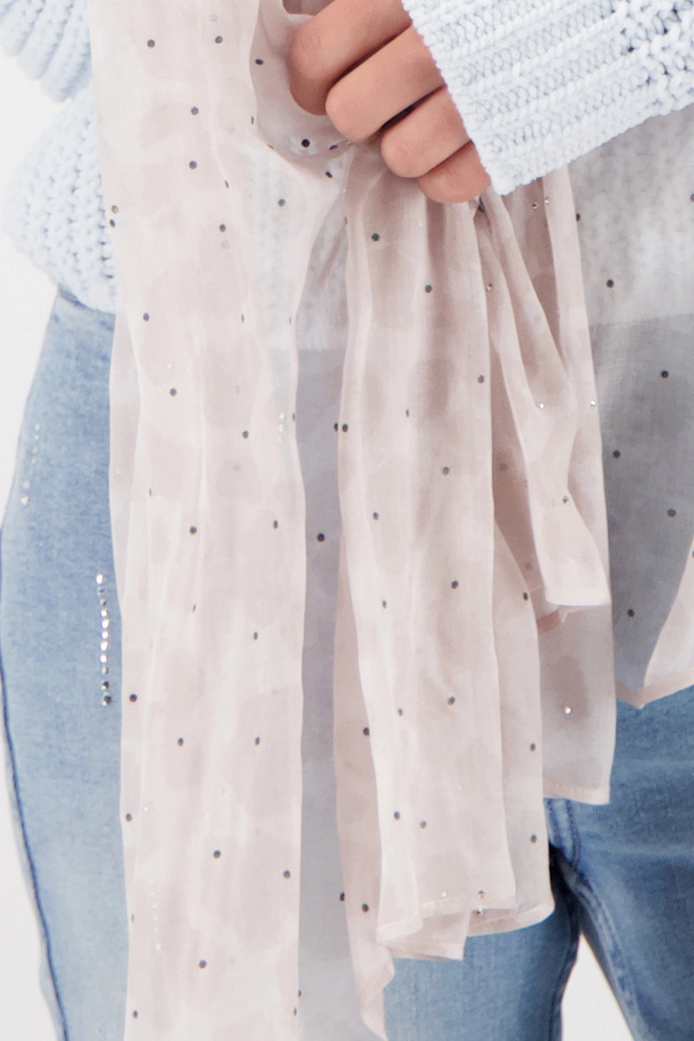 Monari Scarf With Leopard Print in Lattemacchiato Pattern 809678