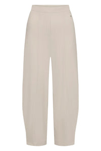Raffaello Rossi Hale 7/8 Hightech Jersey Trouser in Chalk 024462/9987