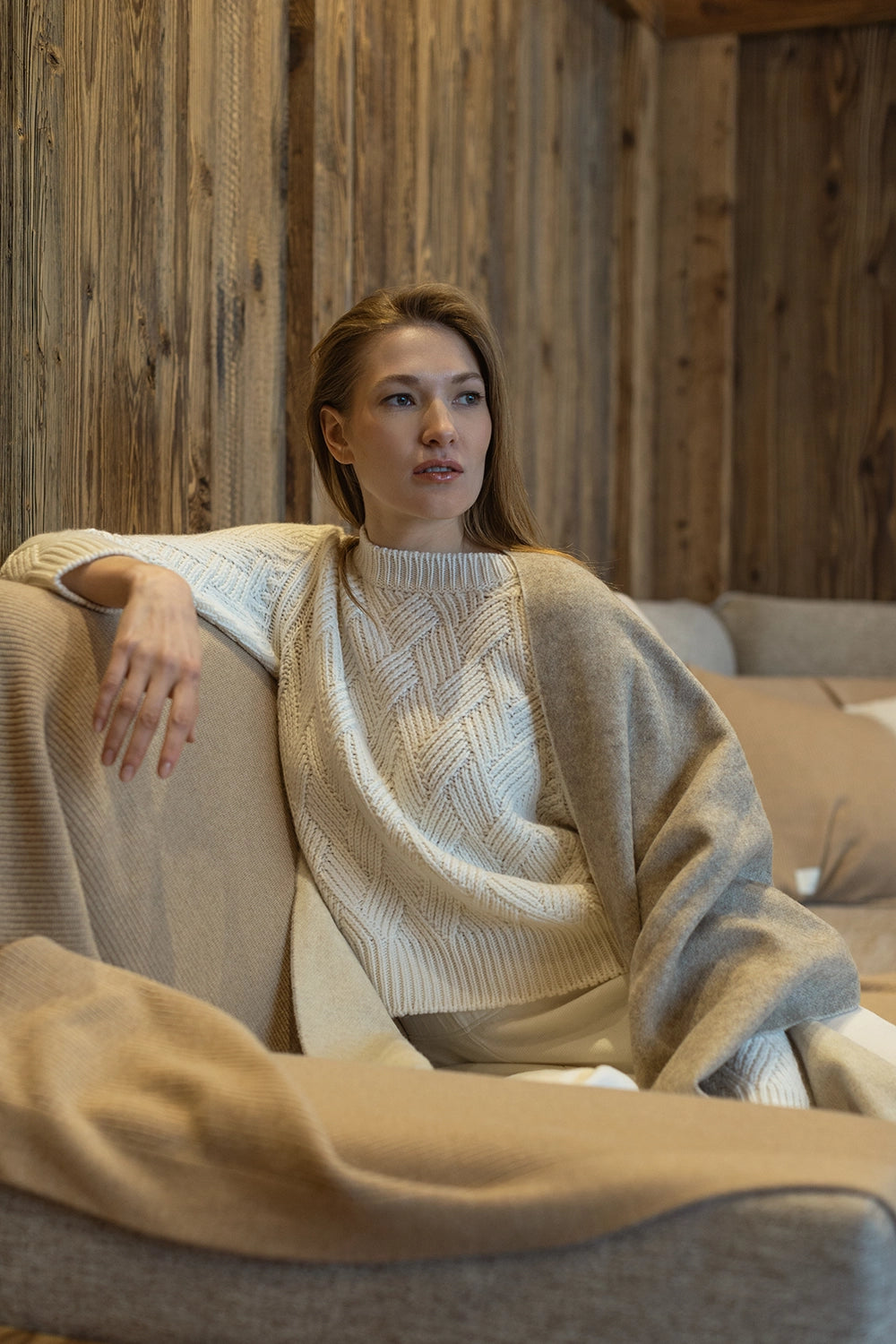 Gran Sasso Pure Cashmere Crew Neck Knit 10277-15523