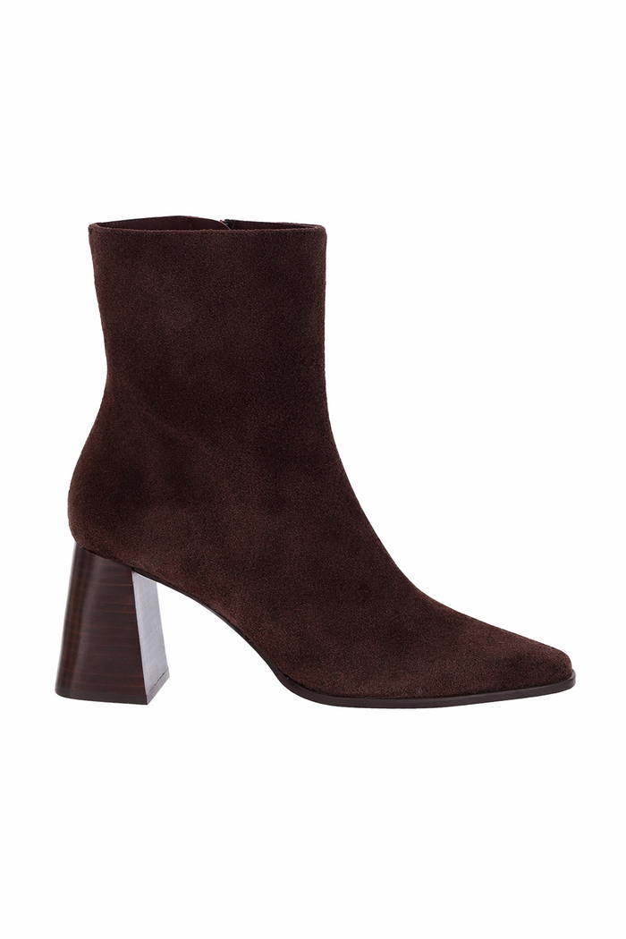 Neo Boots Basket in Colombia AG-25572