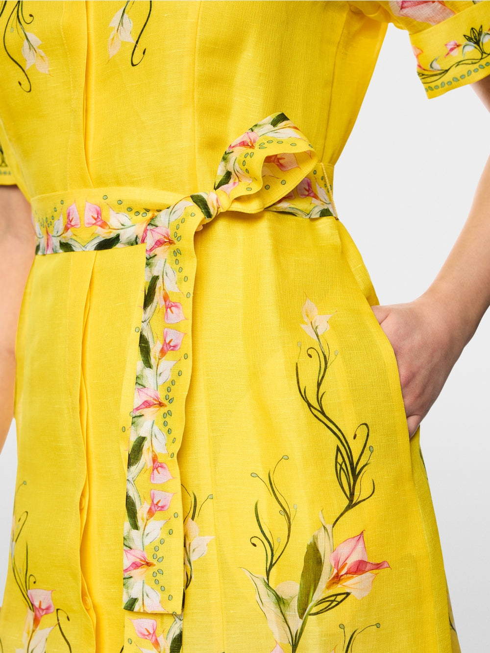 Marc Cain Dresses in Vibrant Ylw AG 21.18 W13