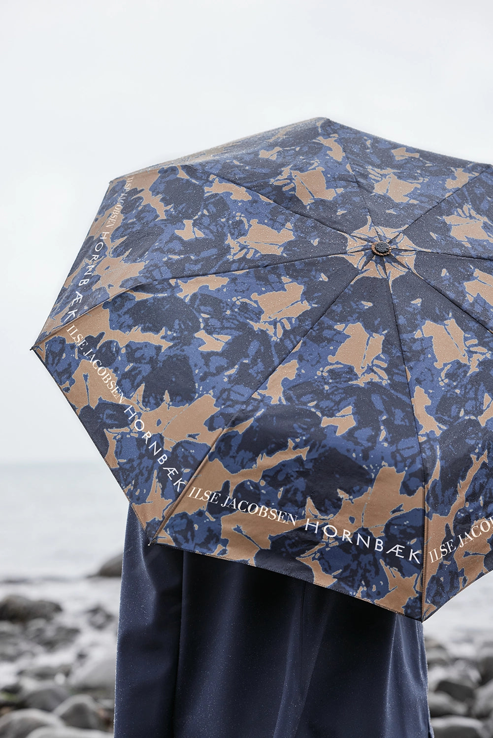 Ilse Jacobsen Logo Umbrella in Ombre Blue UMBRELLA01