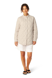 Ilse Jacobsen Quilted Shirt Jacket in Light Camel BEAT04