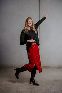 Bridge & Lord Queen Vee Curved Hem Pullover BL5655