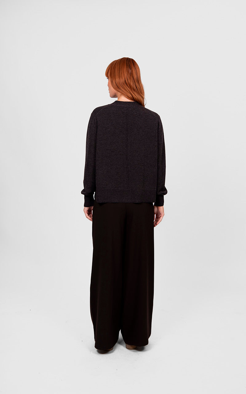 Bridge & Lord V-Neck Relaxed Cropped Cardigan BL6606