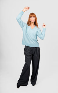 Bridge & Lord V-Neck Pullover With Links Trim BL6620