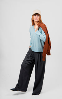 Bridge & Lord V-Neck Pullover With Links Trim BL6620