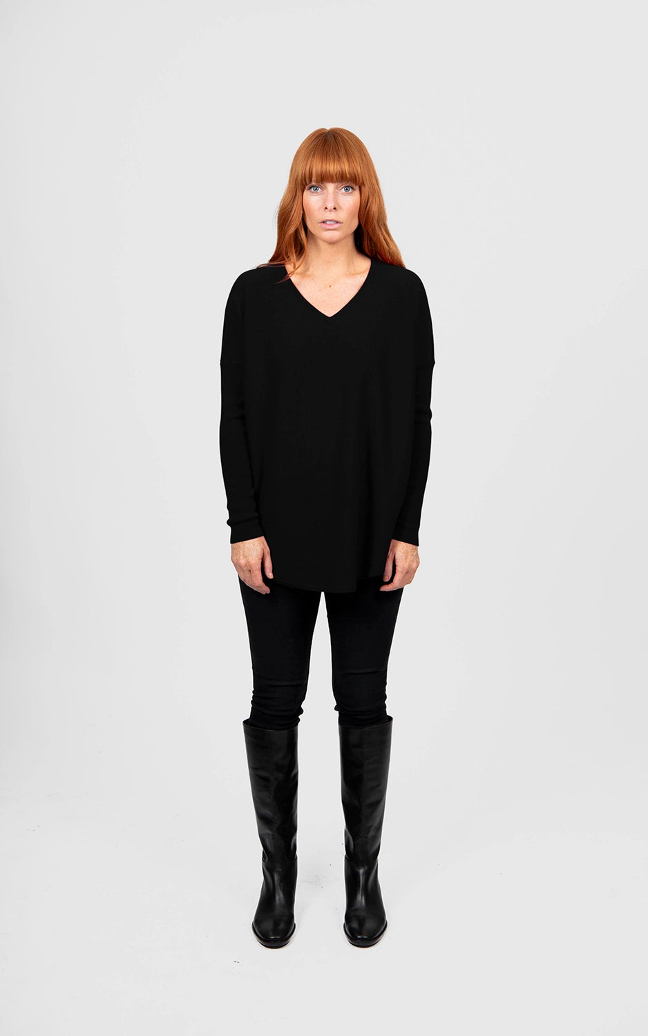Bridge & Lord Queen Vee curved hem pullover BL6655