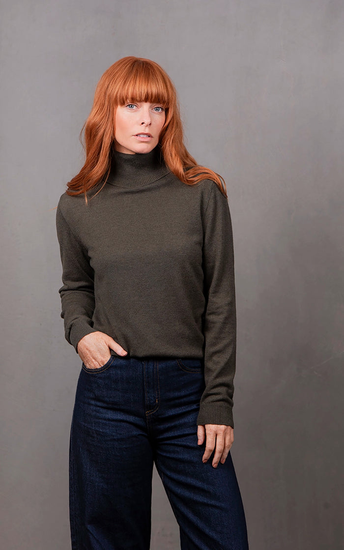 Bridge & Lord Rosie roll neck pullover BL6658