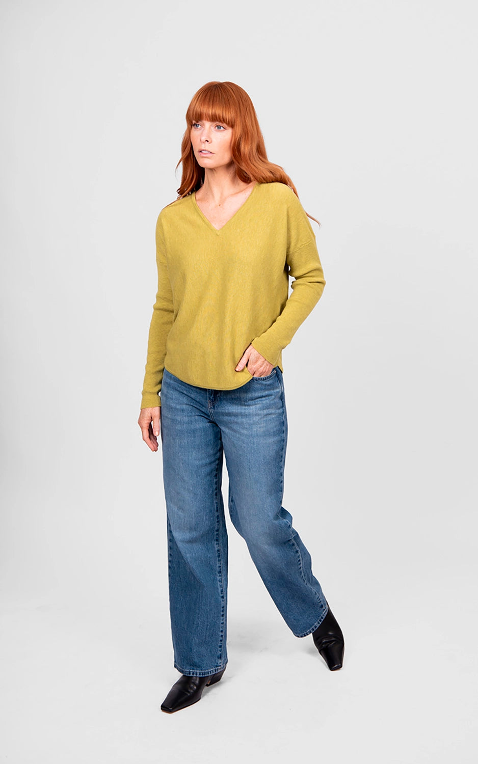 Bridge & Lord Princess Vee curve hem pullover Slim Fit  BL6665