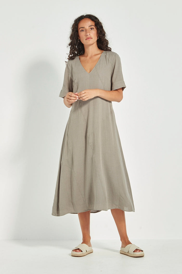 Verge Cayman Dress in Green Tea 9887BR