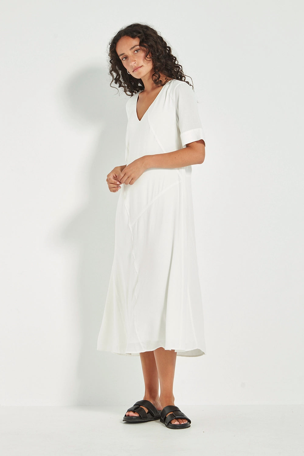 Verge Cayman Dress in White 9887BR