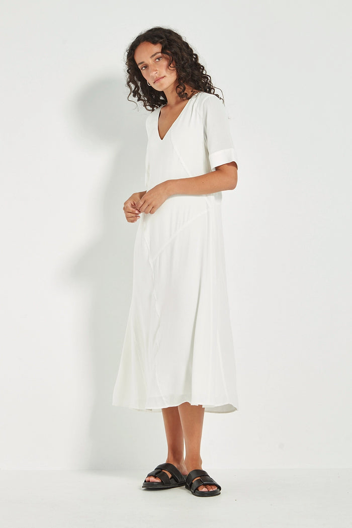 Verge Cayman Dress in White 9887BR