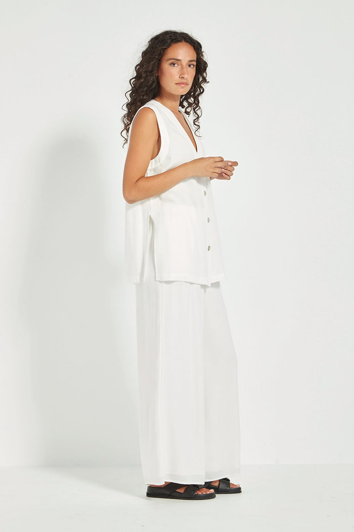 Verge Cayman Pant in White 9926BR