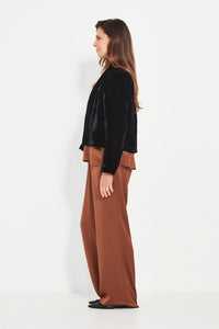 Verge Enchant Jacket in Black 1008BR