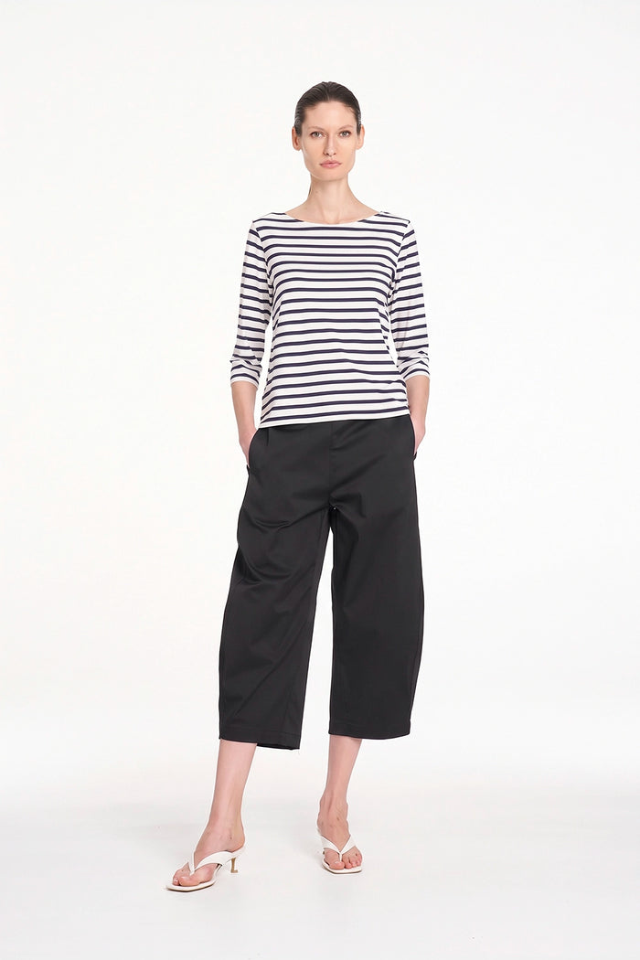 Mela Purdie Crop Barrel Pant in Black F419 10003 - Pre-Order November Delivery