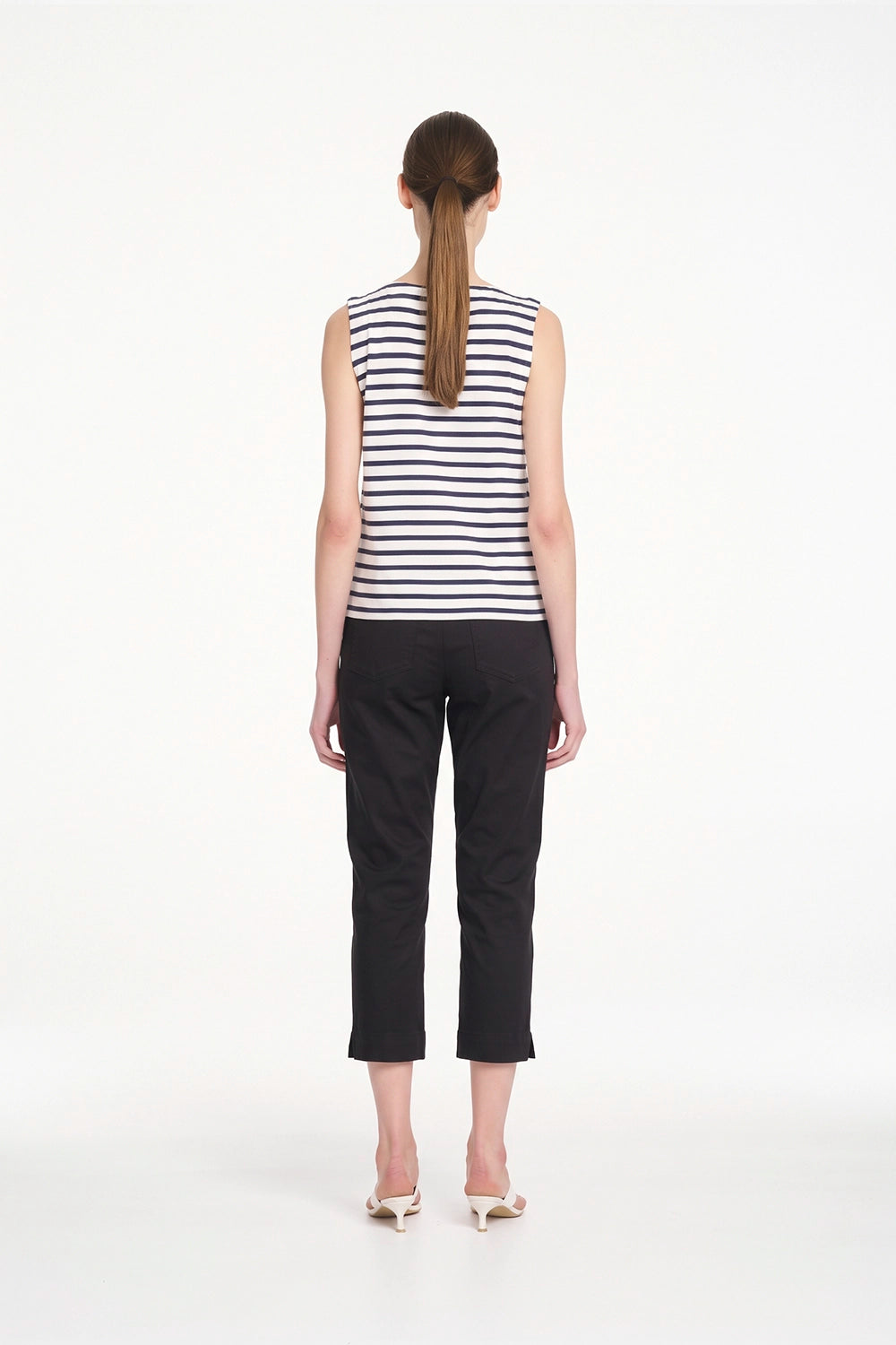 Mela Purdie Capri Pant in Black F419 10015 - Pre-Order November Delivery