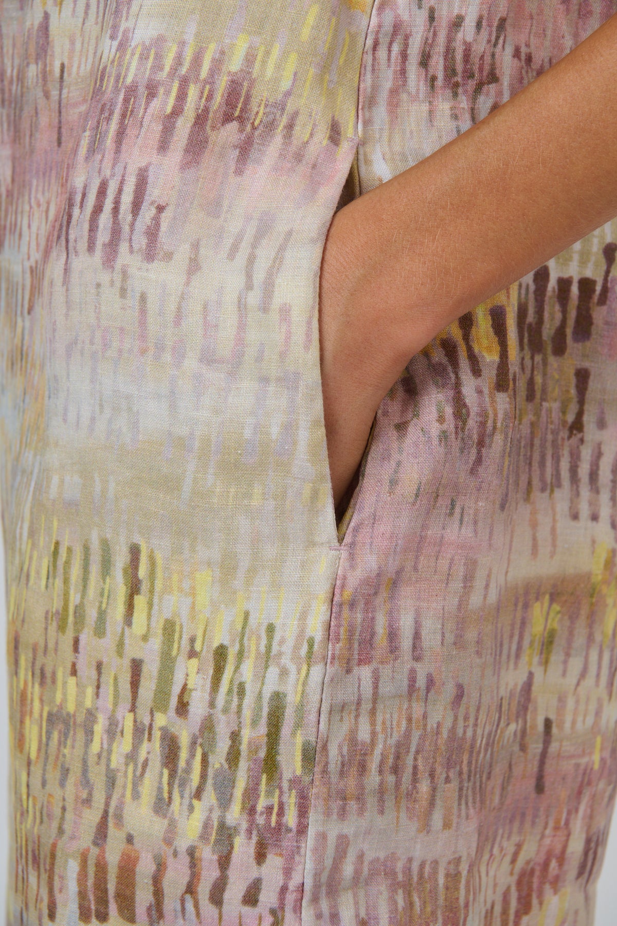 Naturals by O & J Linen Dress in Jardin GA237