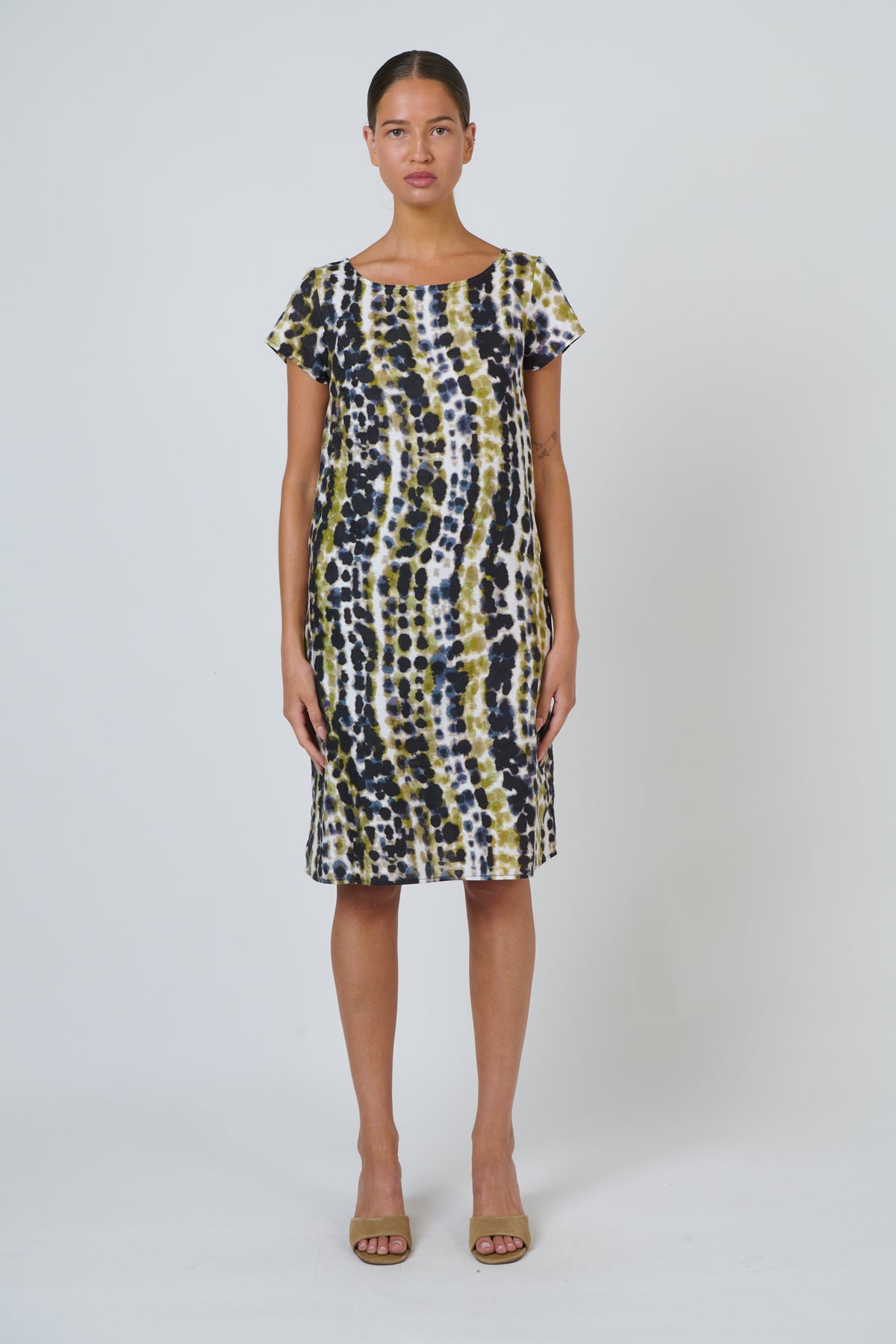 Naturals by O&J Linen Dress in Lichen GA237