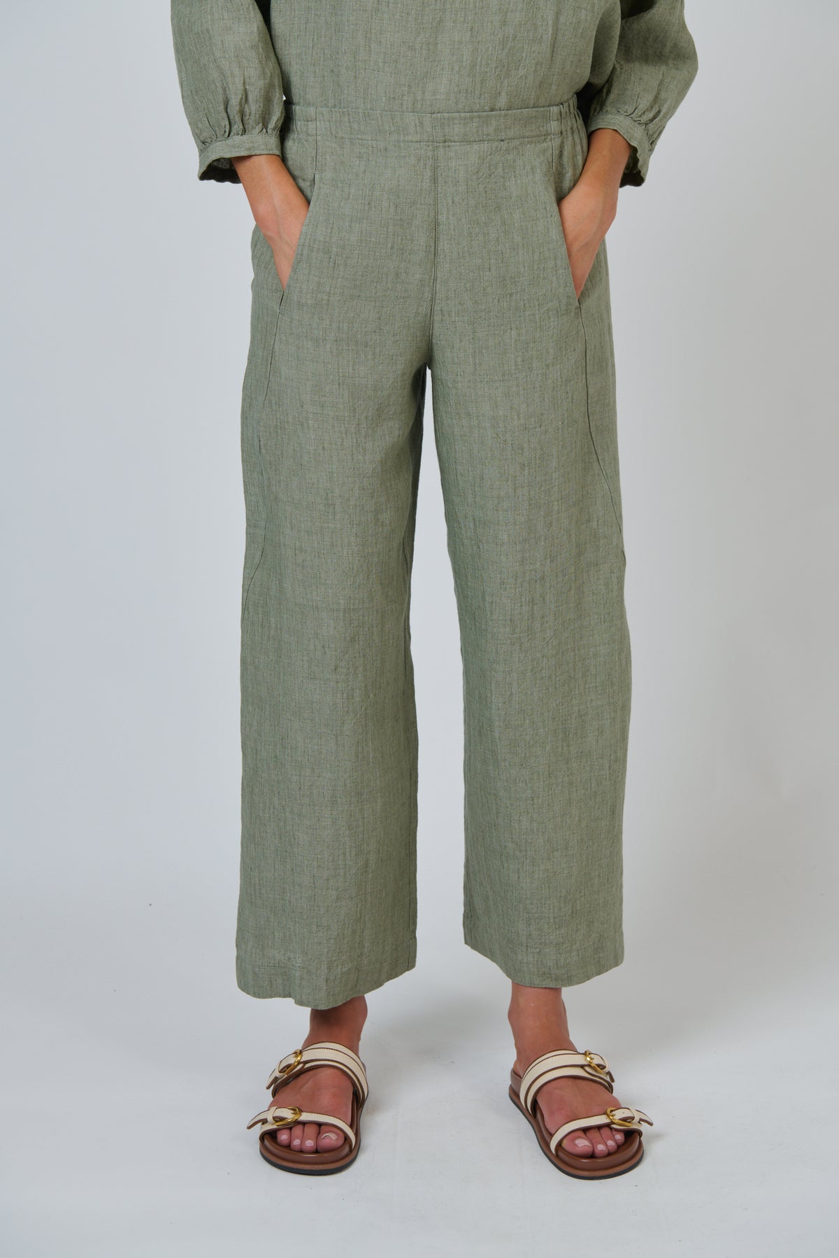 Naturals by O & J Linen Pants in Artichoke GA398