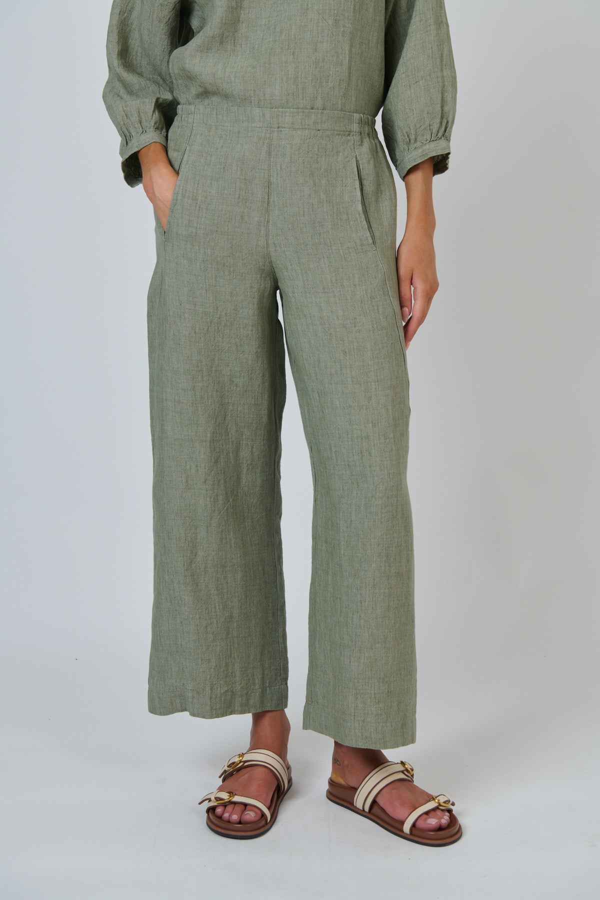 Naturals by O & J Linen Pants in Artichoke GA398