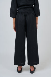 Naturals by O & J Linen Pant in Black GA398