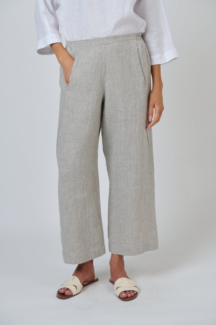 Naturals by O & J Linen Pants in Mousse GA398