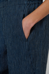 Naturals by O&J Linen Pant in Streamlined GA398